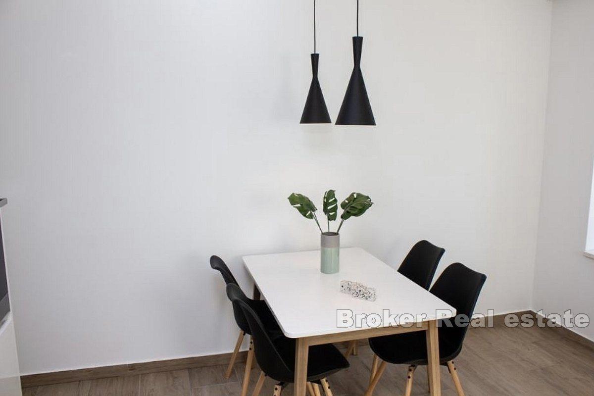 Nyoppusset ettroms leilighet i sentrum