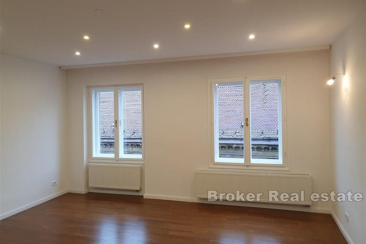 Atraktivní luxusní byt 3+1 v centru města