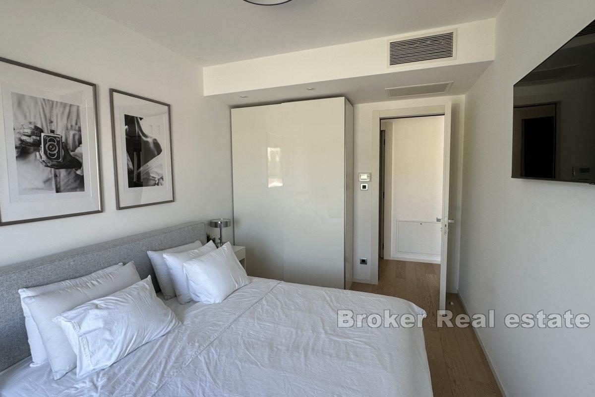 Einzigartige Zwei-Zimmer-Wohnung mit Meerblick