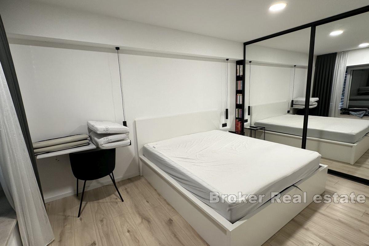 Moderní apartmán s jednou ložnicí v blízkosti pláže
