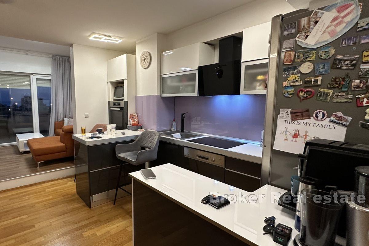 Penthouse de deux chambres dans un emplacement privilégié