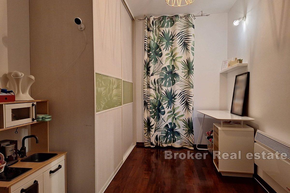 Komfortabel to-roms leilighet med rolig beliggenhet