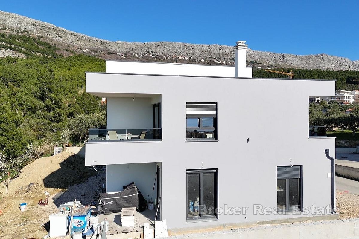 Maison neuve avec deux appartements près de la mer