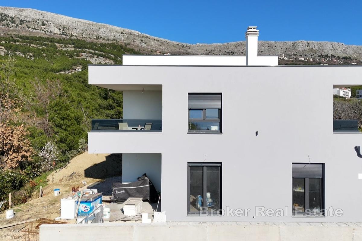 Maison neuve avec deux appartements près de la mer