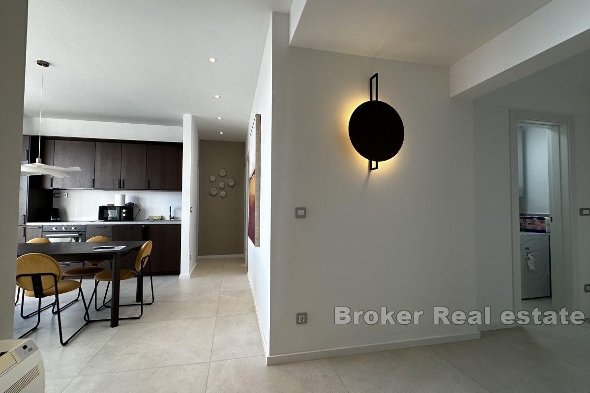 Modern two-bedroom apartment with garage parking space