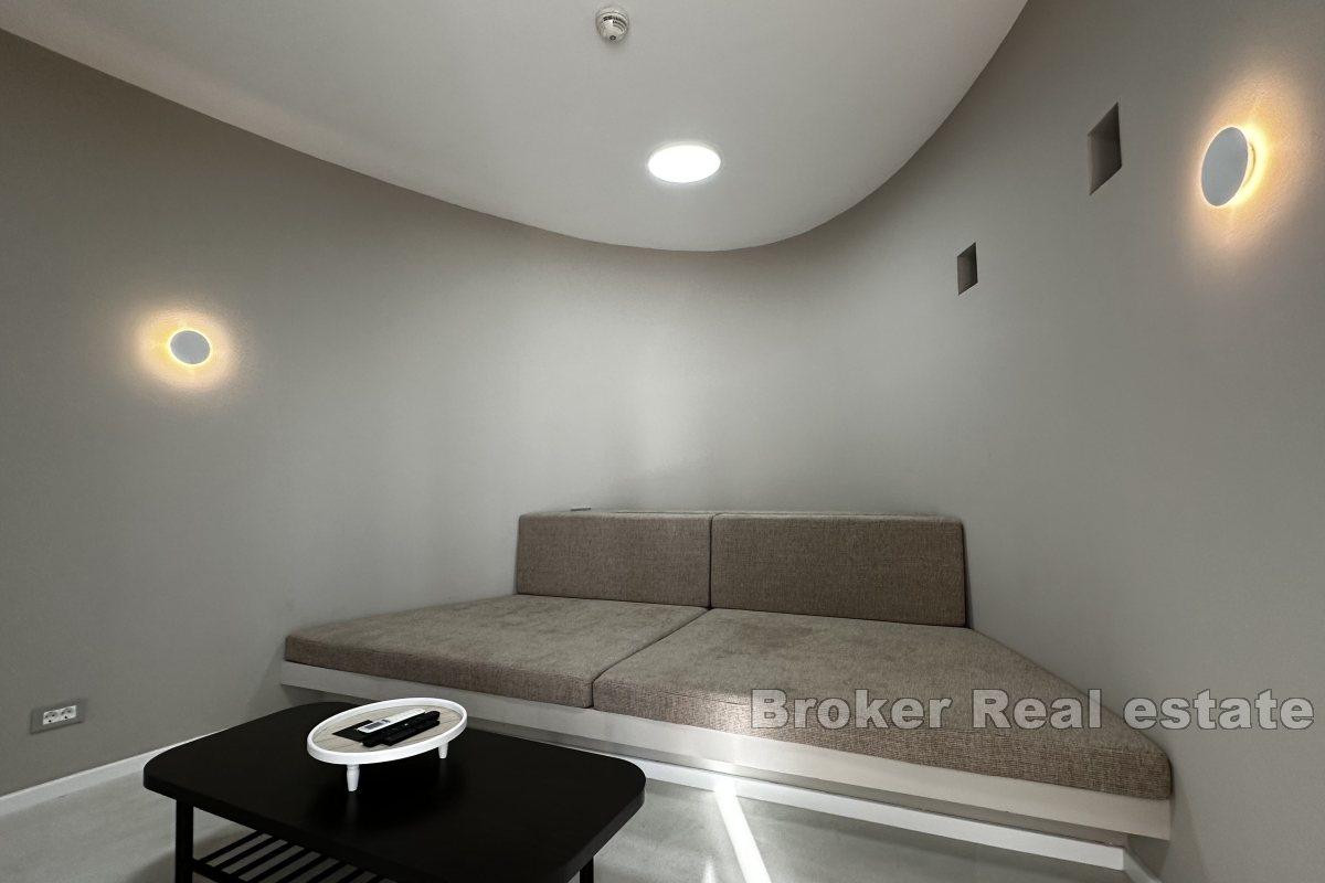 Modernes Apartment mit zwei Schlafzimmern und Garagenstellplatz