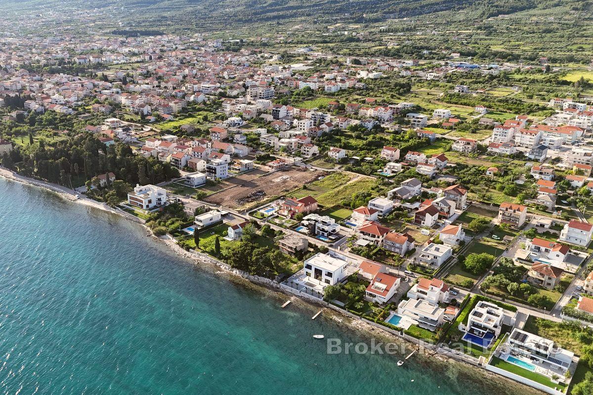 Działka budowlana z projektem willi