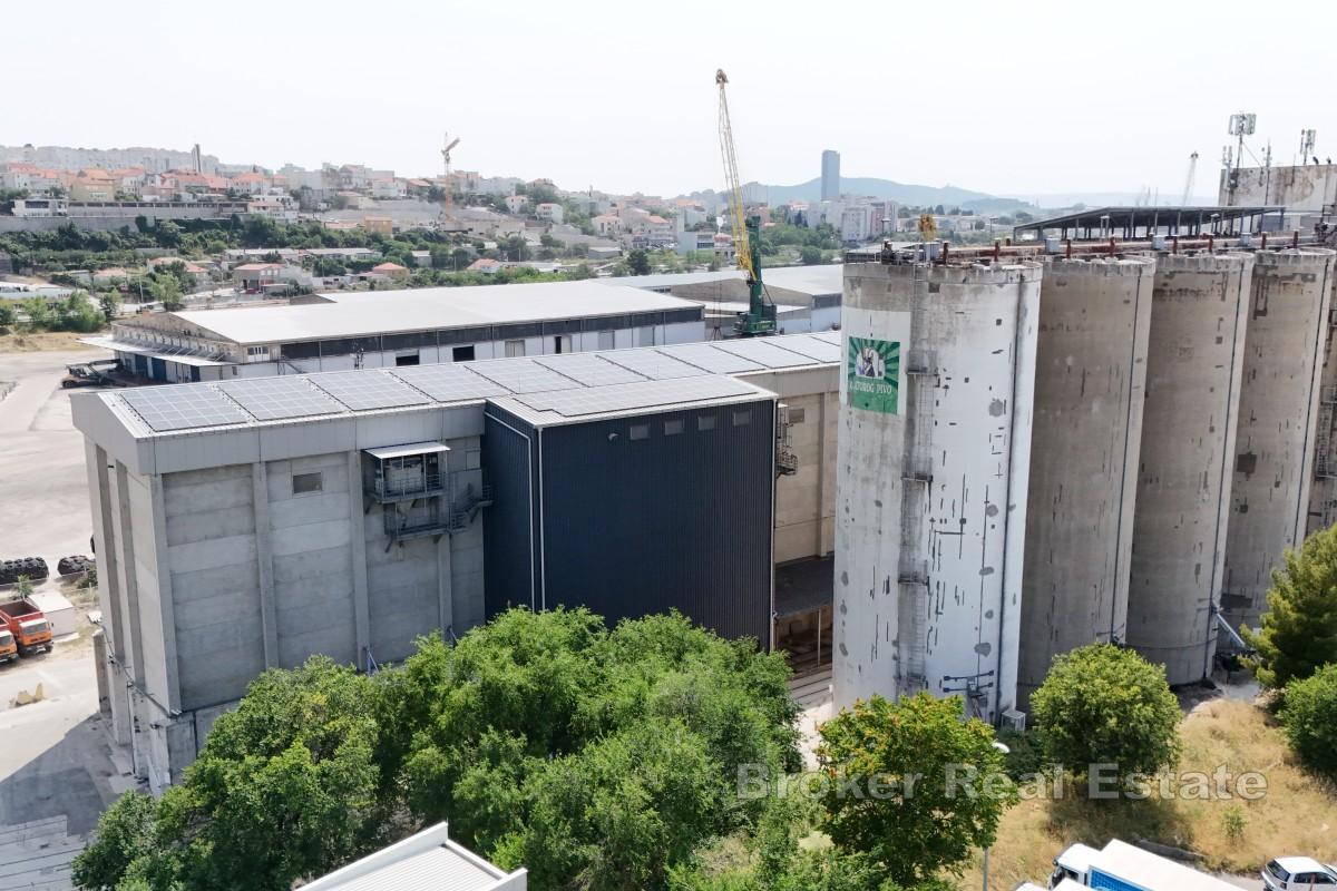 Magazzino unico in una posizione attraente