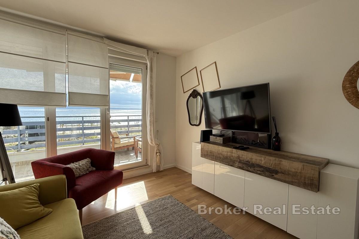 Appartement élégant avec vue sur la mer