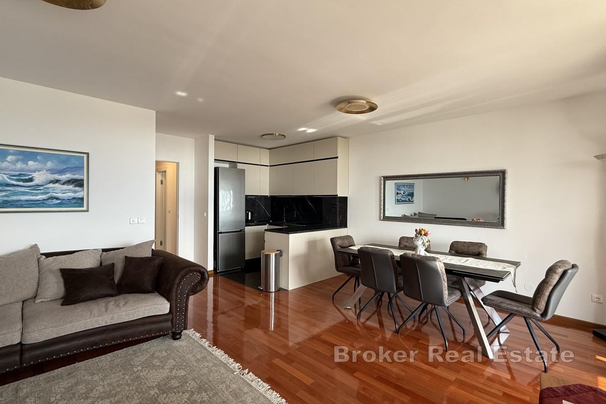 Nowoczesny apartament z widokiem na morze