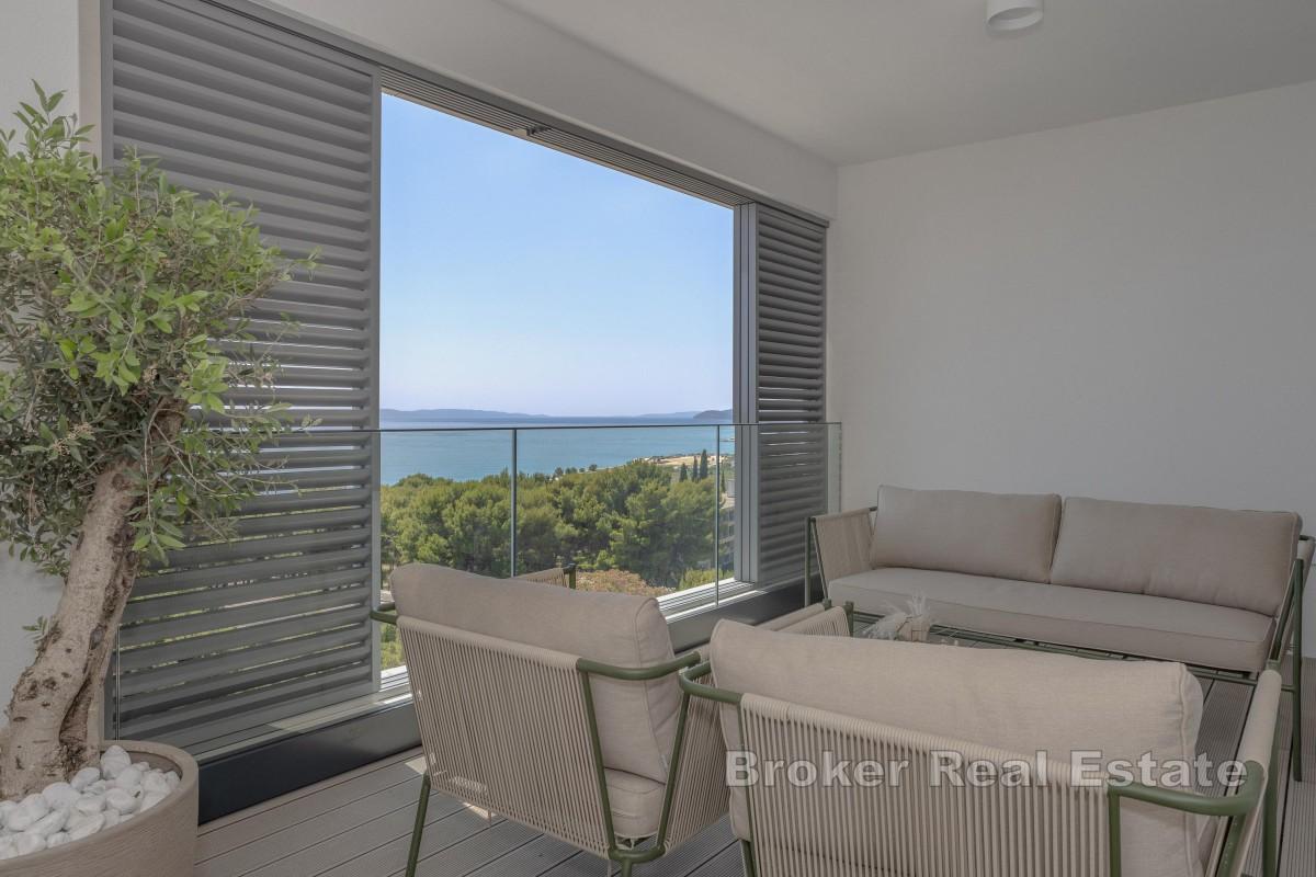 Appartamento con due camere da letto lussuosamente arredato e vista mare