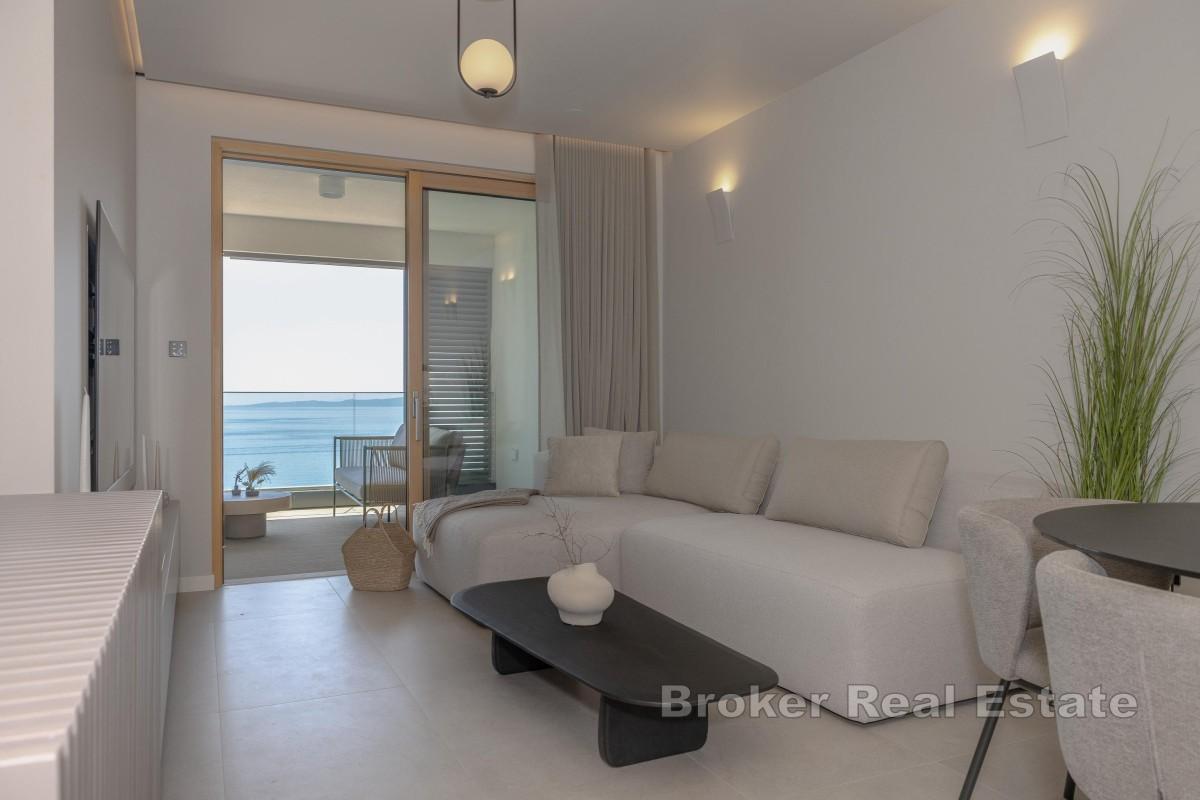 Appartamento con due camere da letto lussuosamente arredato e vista mare