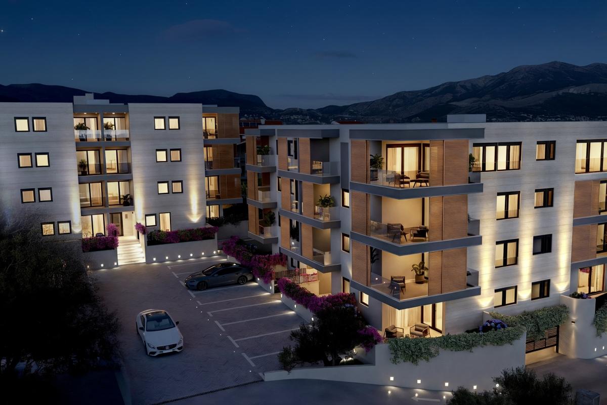 001-2046-140-Split-One-bedroom-apartment-with-garden-for-sale