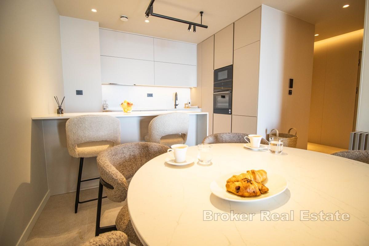 Luksusowy apartament z widokiem na morze