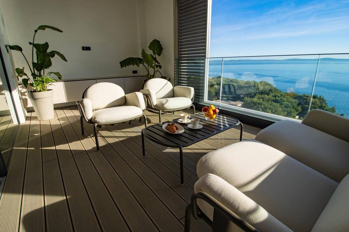 Luksusowy apartament z widokiem na morze