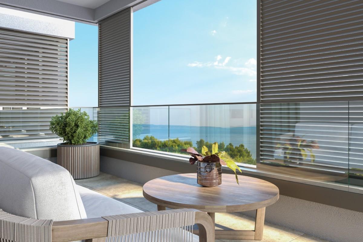 001-2046-168-Split-Three-bedroom-apartment-in-a-unique-location-for-sale