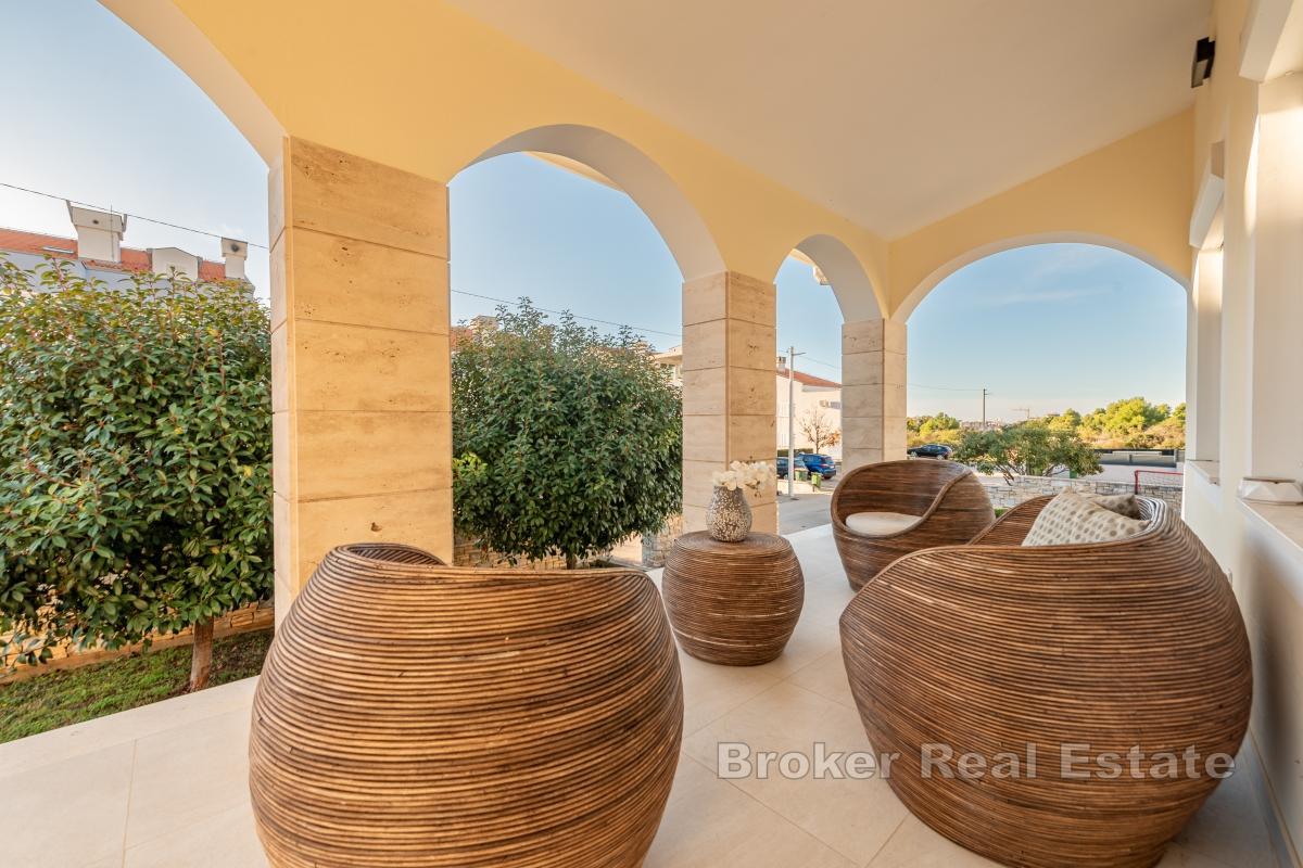 Villa moderna in posizione tranquilla