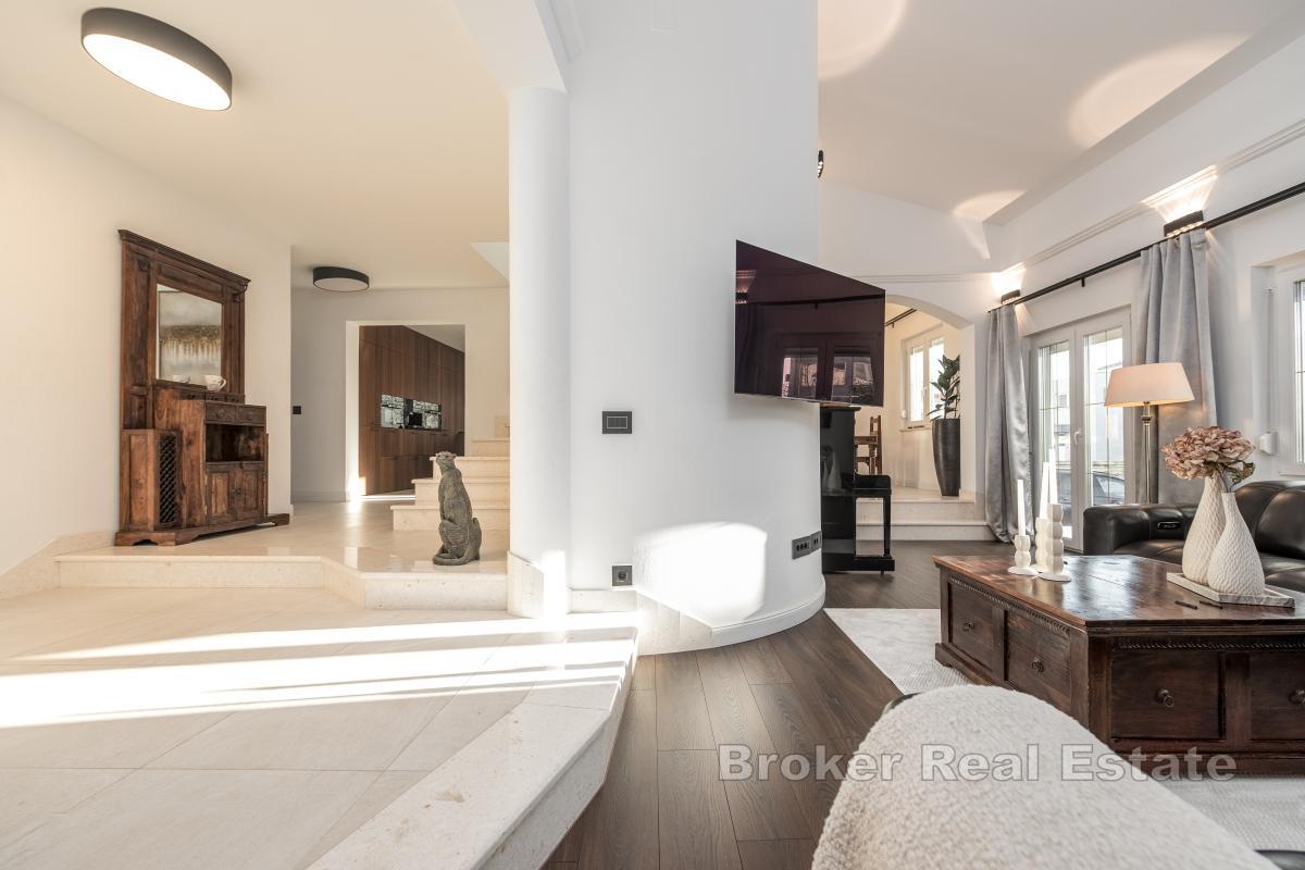 Moderne Villa in ruhiger Lage