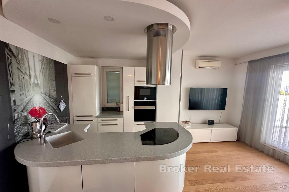 Takvåning nära havet