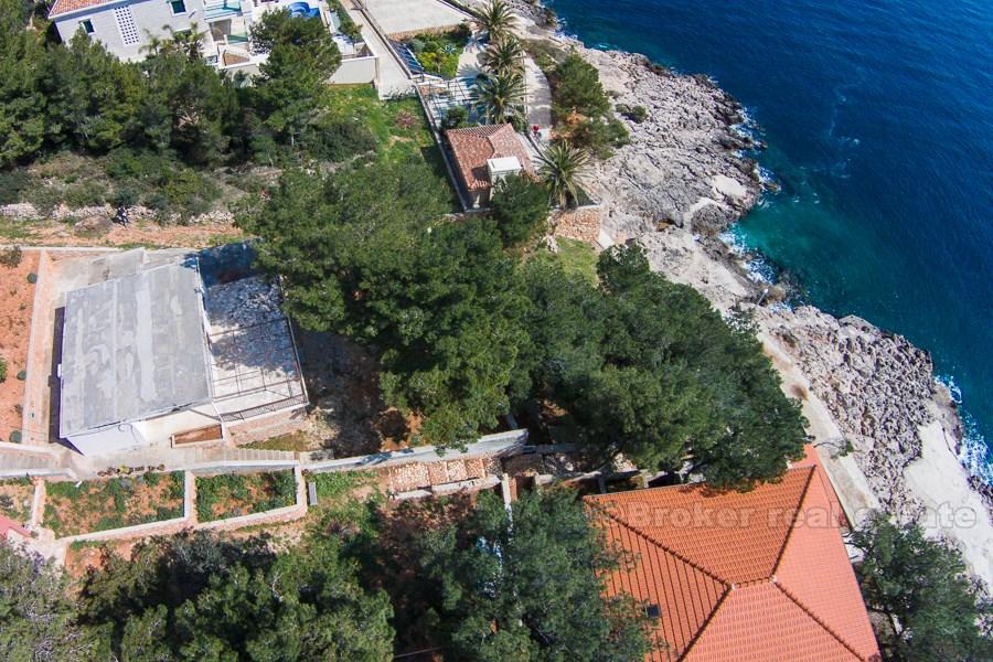 House / villa, unfinished, south side of island of Hvar