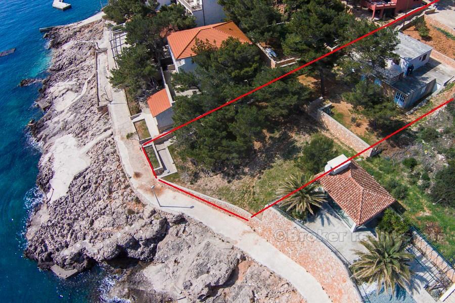 House / villa, unfinished, south side of island of Hvar