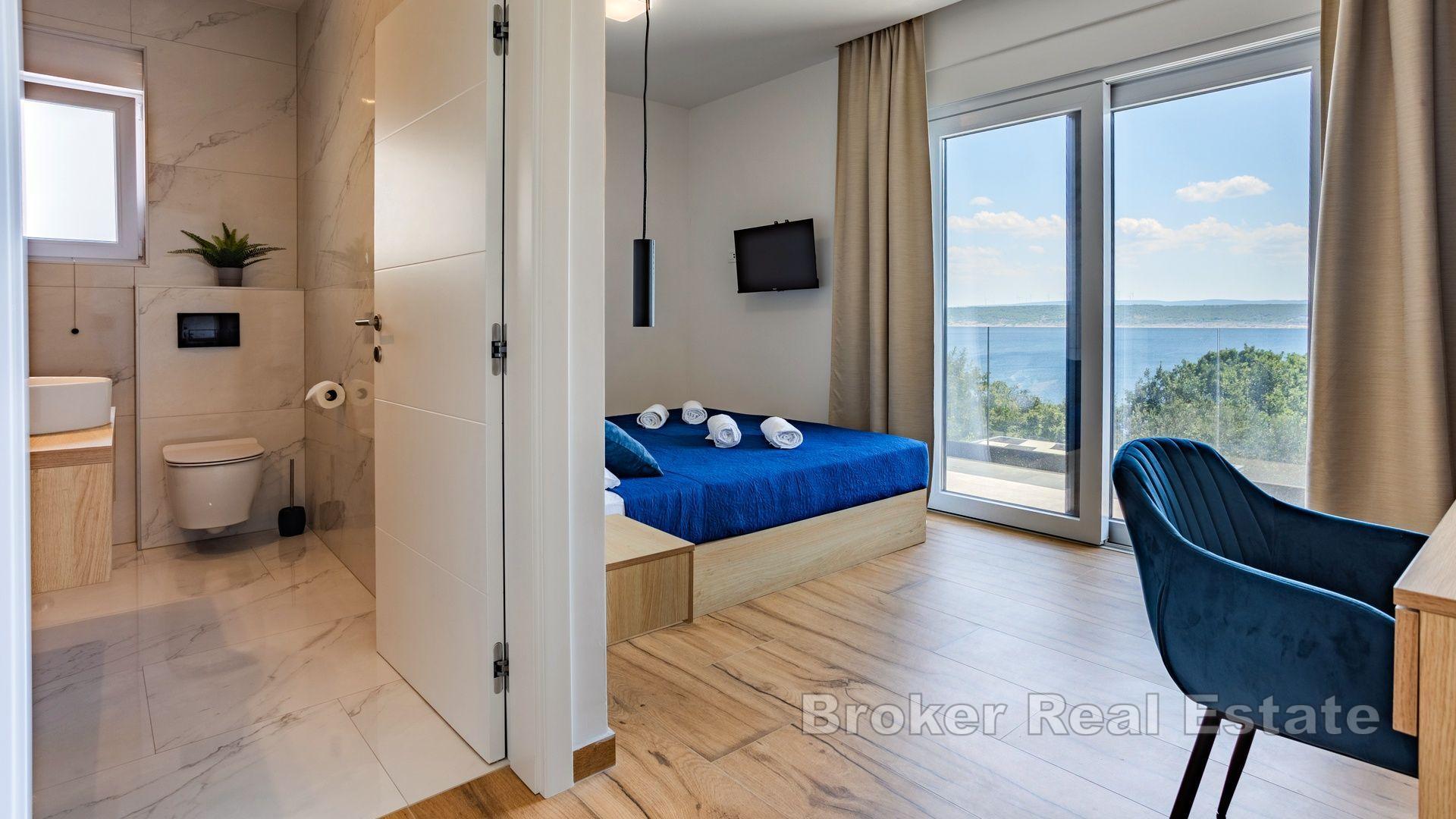 Lyxvilla i omedelbar närhet av havet
