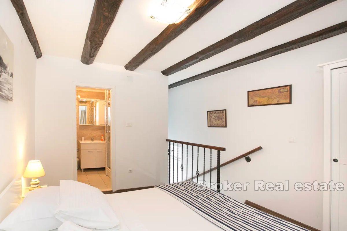 Uroczy apartament niedaleko starego miasta