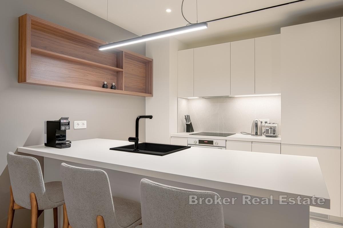 Appartement de deux pièces dans un immeuble neuf et moderne au sein d'un resort prestigieux