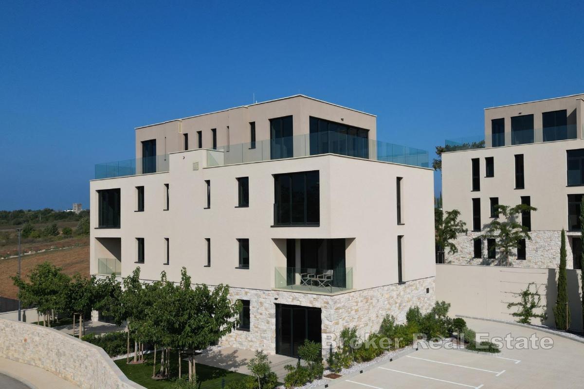 Schöne Zwei-Zimmer-Wohnung in einem Neubau in einem Luxusresort