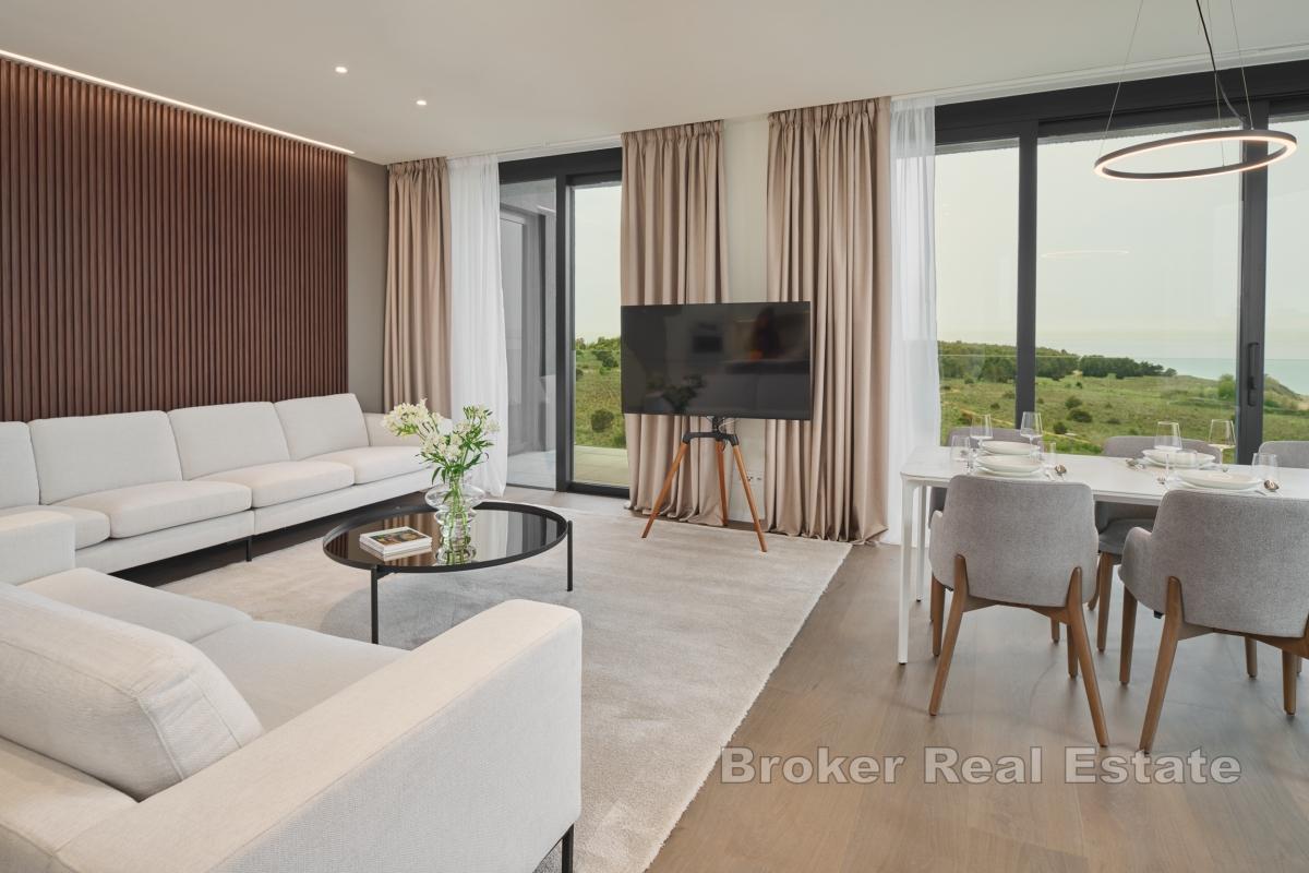 Vakker to-roms duplex i en ny bygning i et prestisjefylt feriested