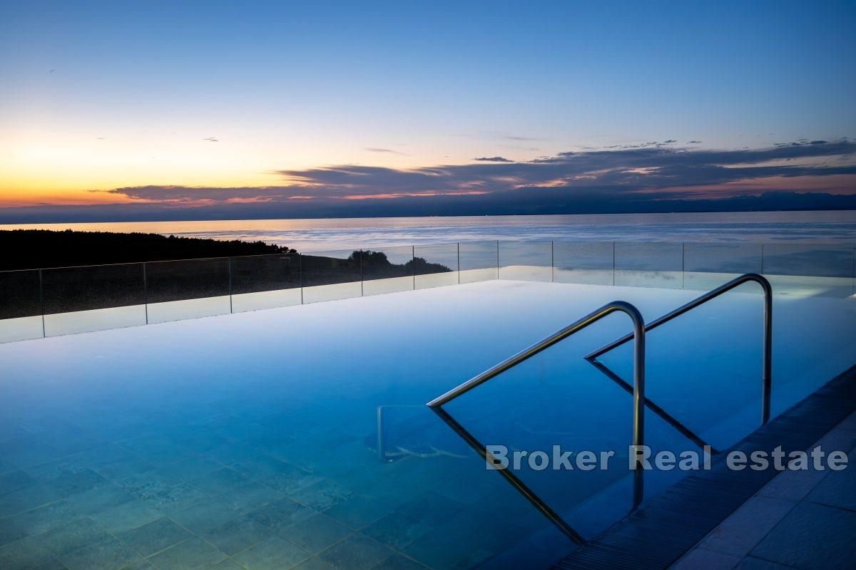 En prestigefylld villa i en modern resort