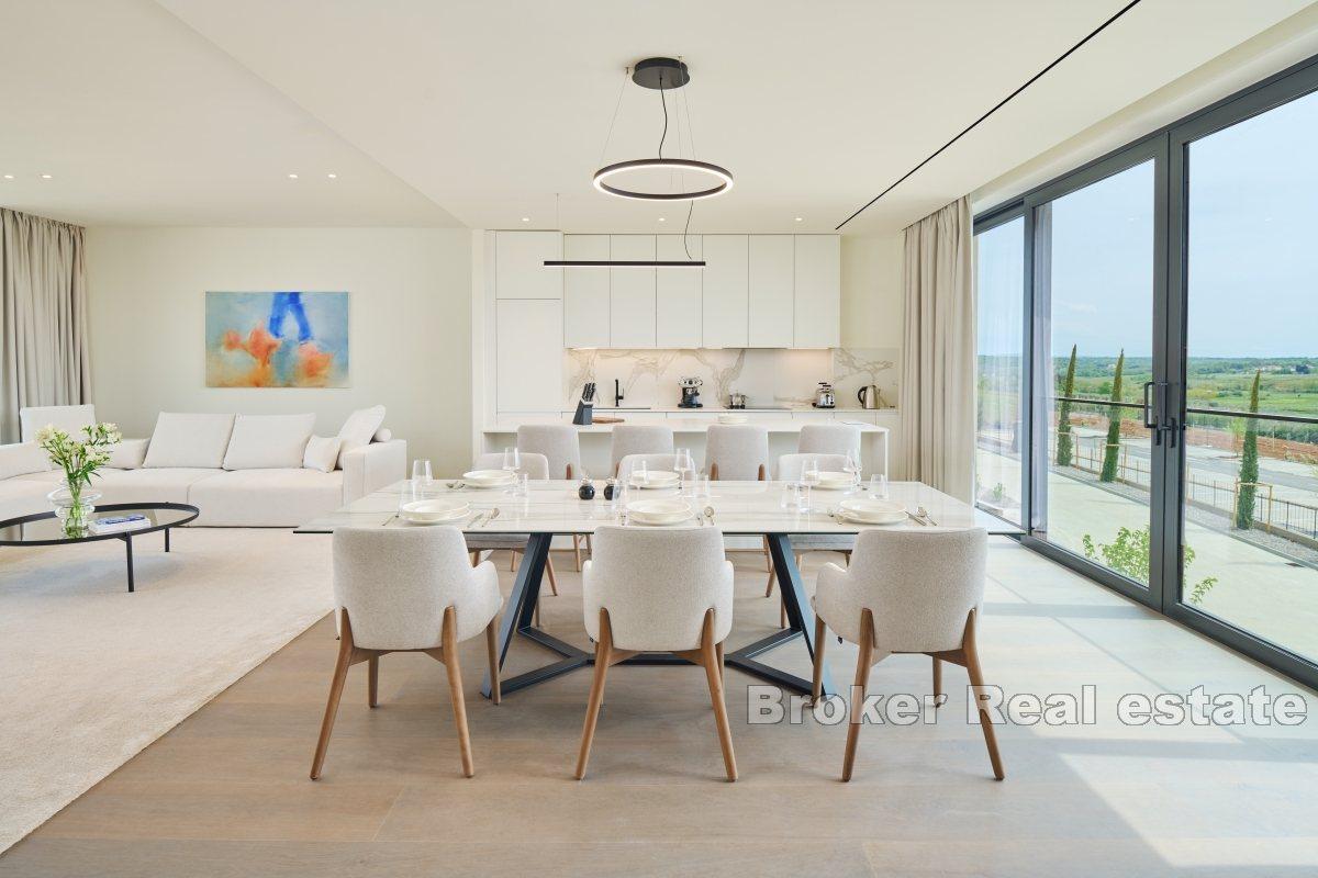 Izvanredna vila unutar modernog resorta