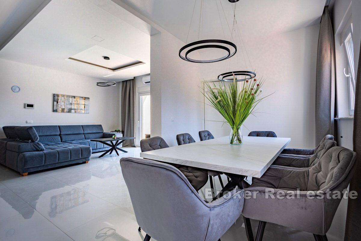 Modern villa near the sea