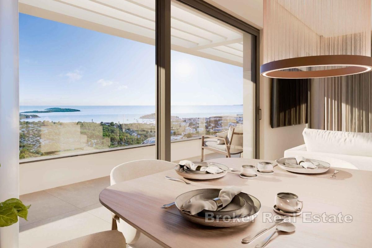 Moderne Wohnung mit Meerblick in einem Neubau