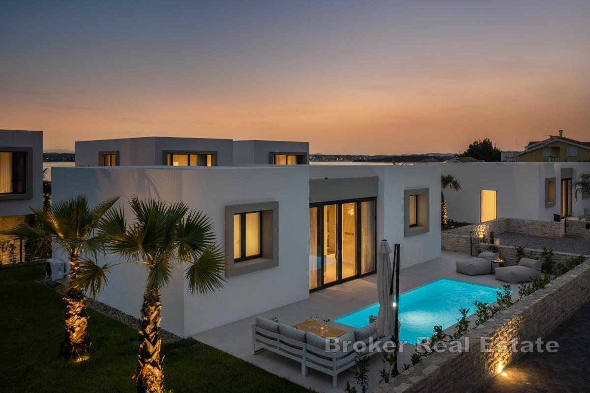 Modern villa nära havet