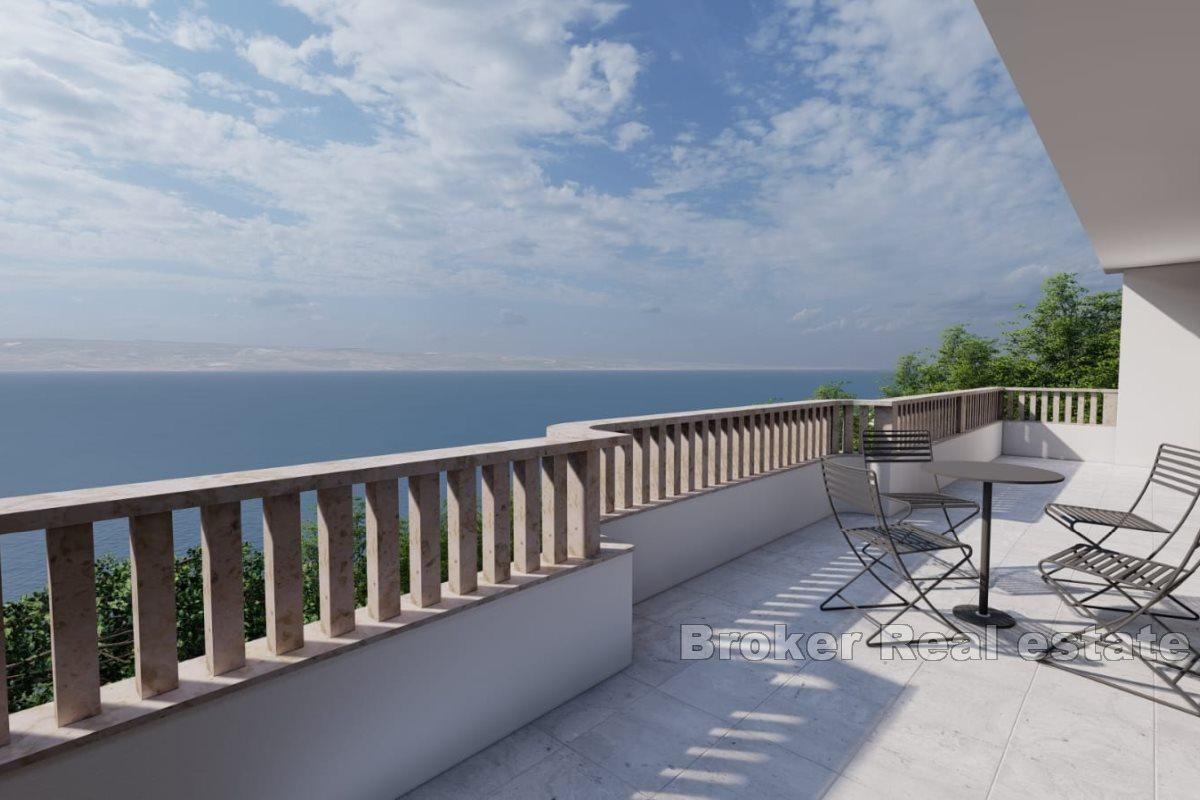 Apartmentvilla in erster Reihe zum Meer mit Pool