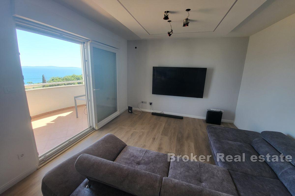 Krásný apartmán s výhledem na moře