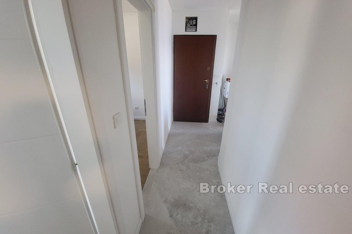 Красивая квартира с видом на море