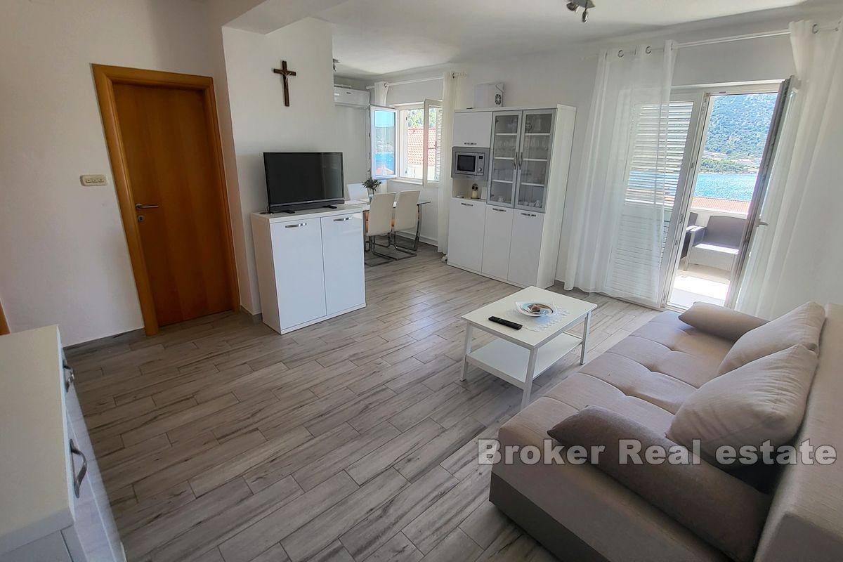 Haus mit Meerblick und Swimmingpool