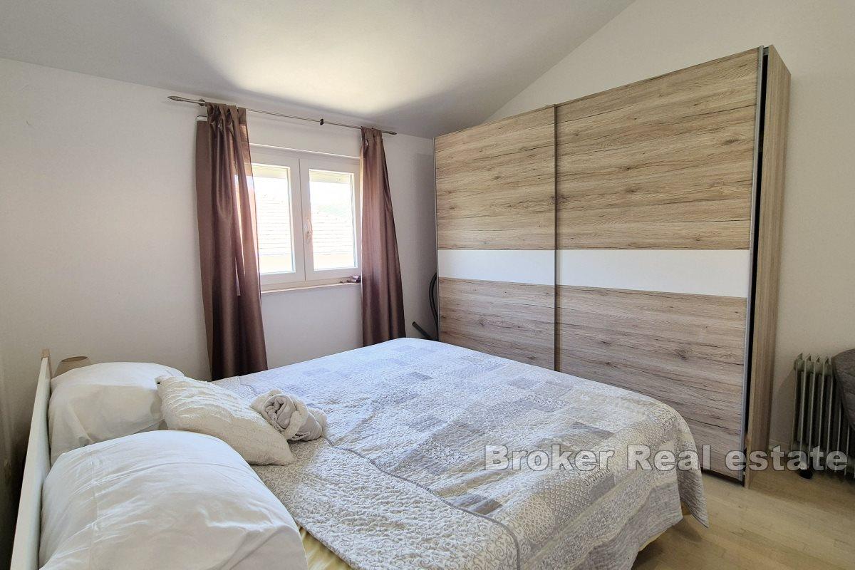 Mieszkanie nad brzegiem morza