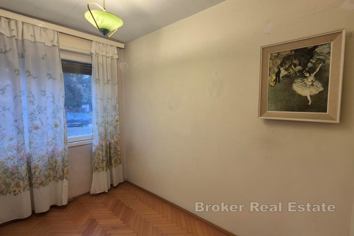 Trerumslägenhet i attraktivt läge