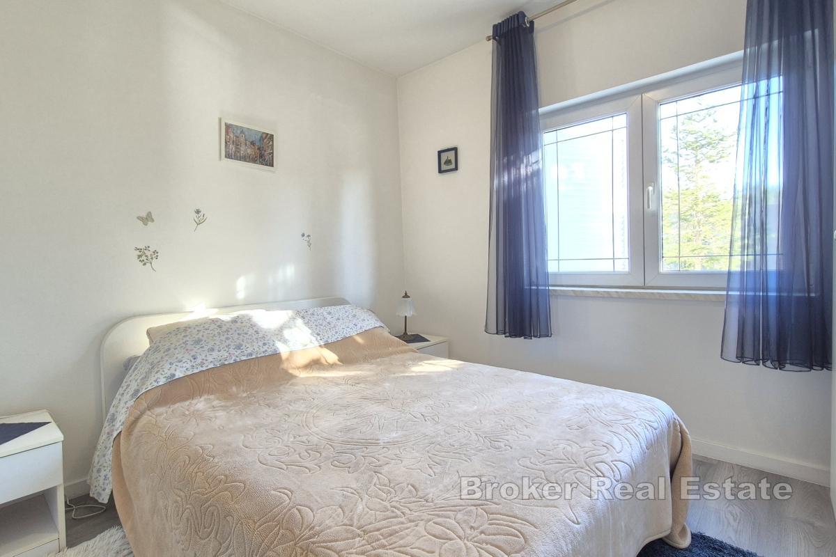 Haus mit Meerblick und Garten