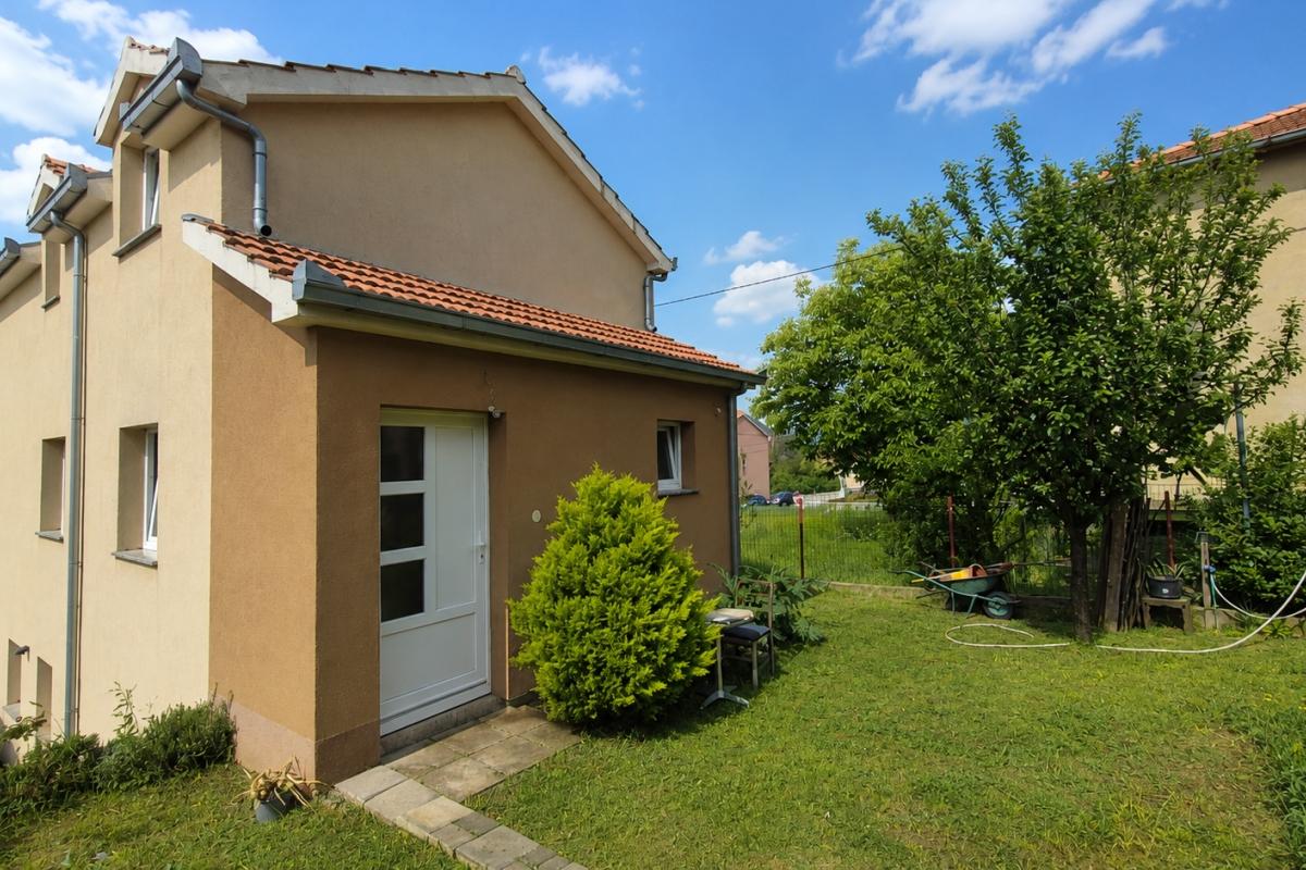 001-2047-130-Dugopolje-Detached-house-with-two-units-for-sale