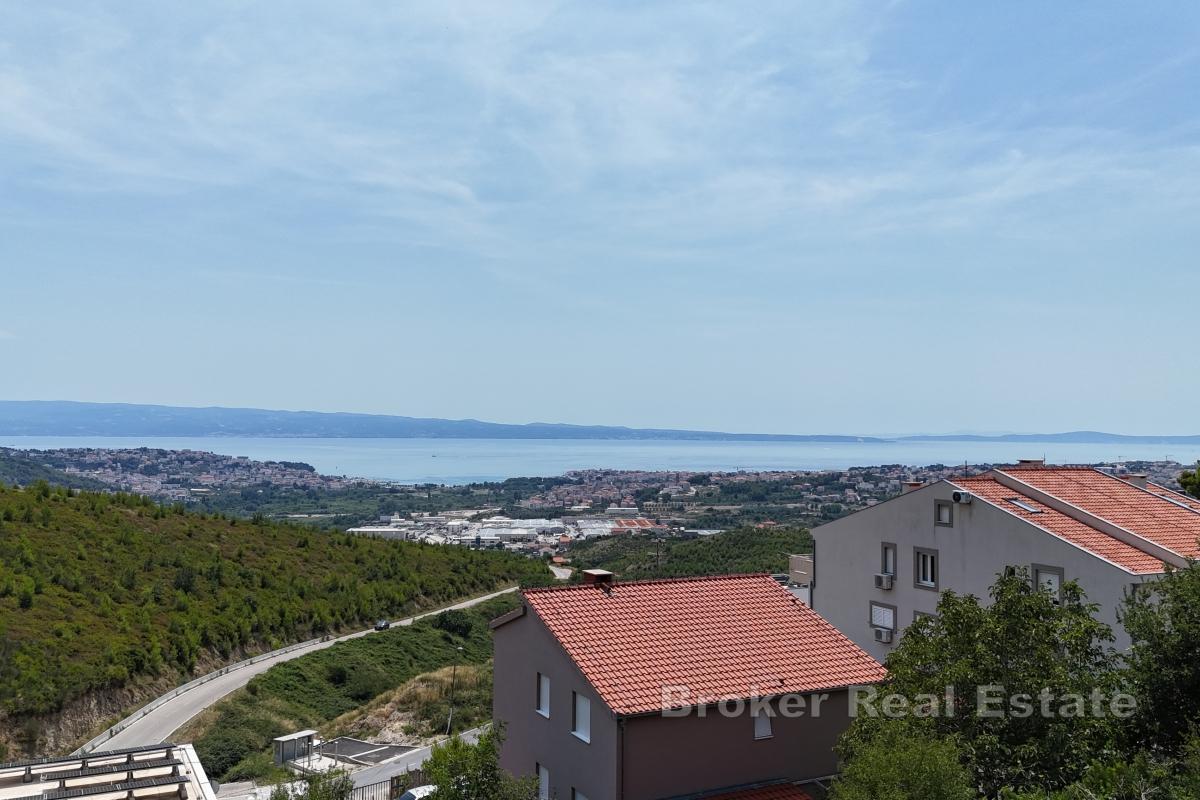 Terreno edificabile con vista mare vicino a Spalato