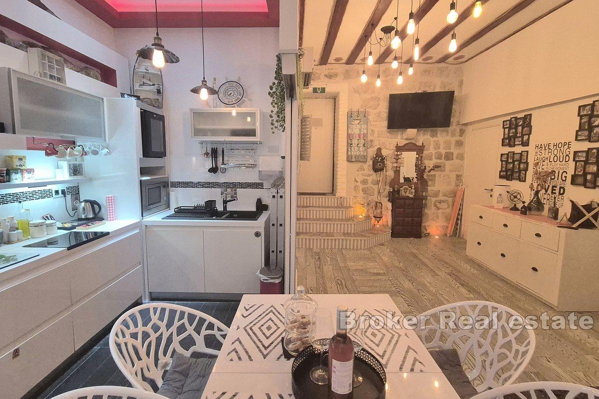 Luxury apartment within the city walls of the old town