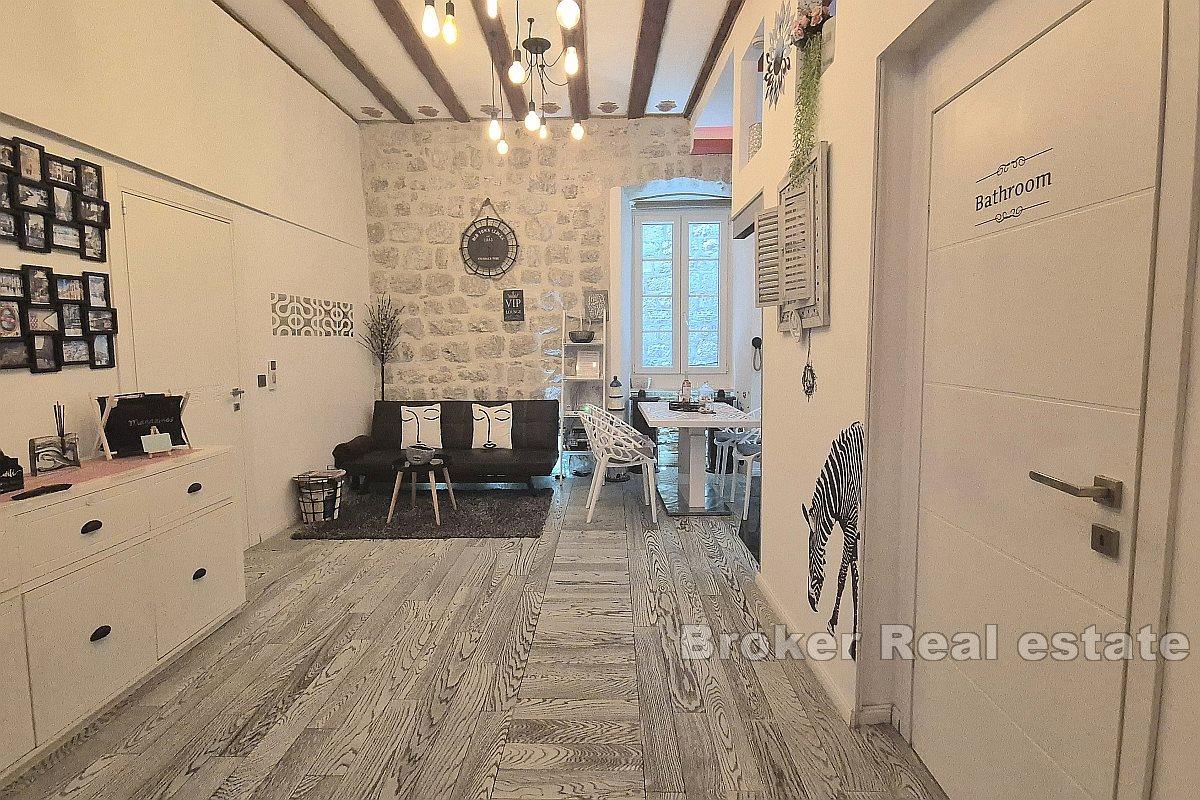 Luxury apartment within the city walls of the old town
