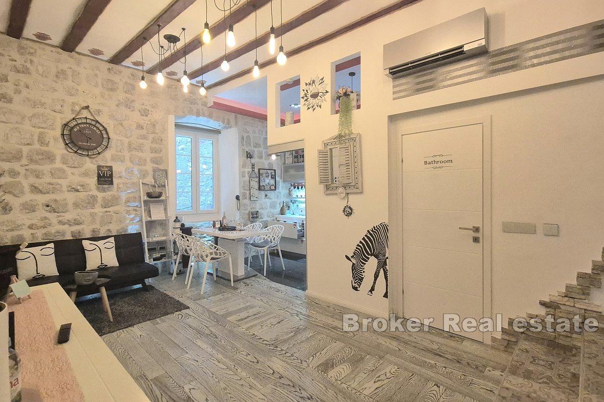 Luxury apartment within the city walls of the old town