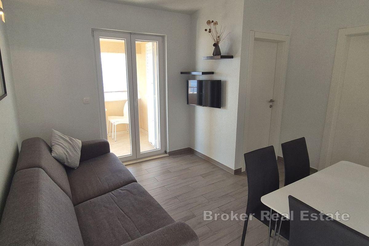 Dom z siedmioma apartamentami i widokiem na morze