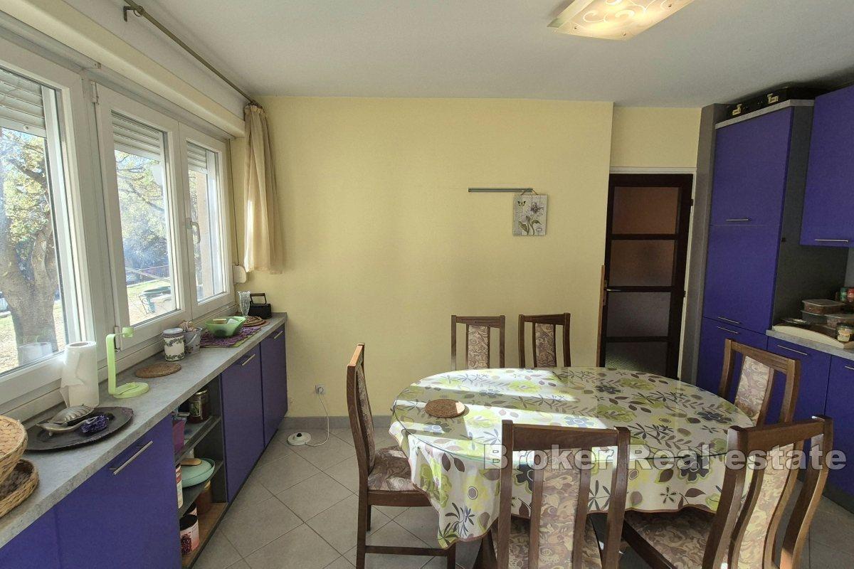 Möblierte Zwei-Zimmer-Wohnung