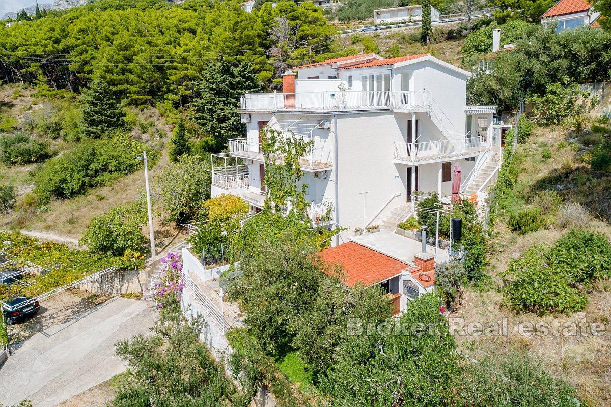 Mehrfamilienhaus mit Meerblick